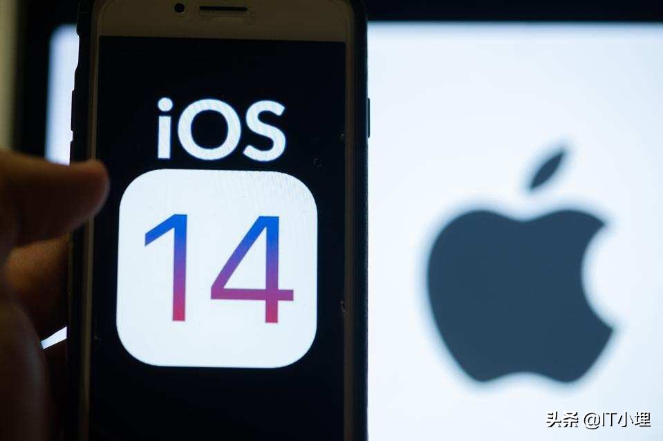 别说买iPhone就是不支持中国制造，日本消费者更疯狂