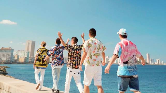 如何让网友集体吃狗粮？周杰伦新歌花式表白昆