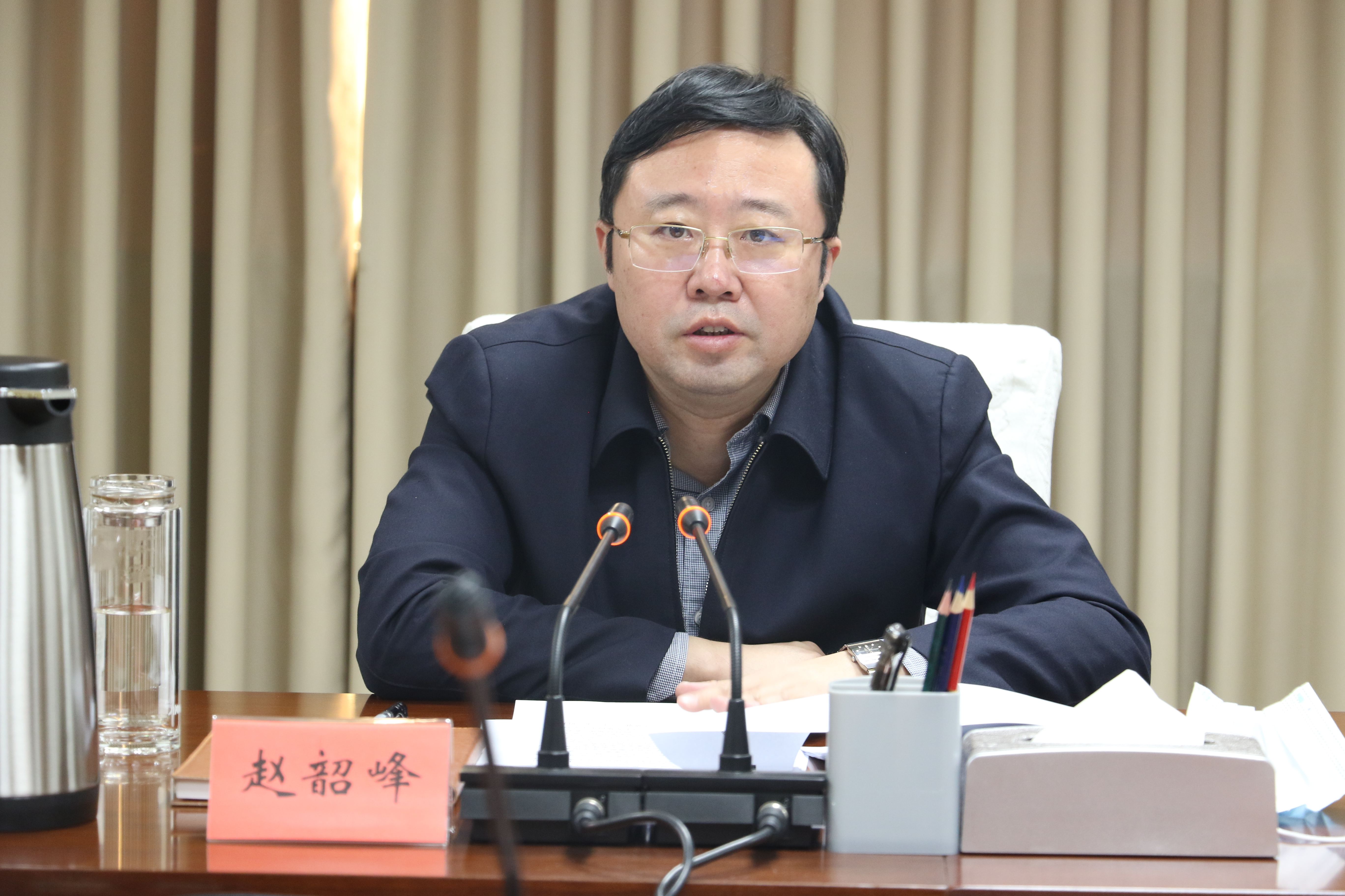 省信访局理论学习中心组传达学习党的十九届五中全会精神