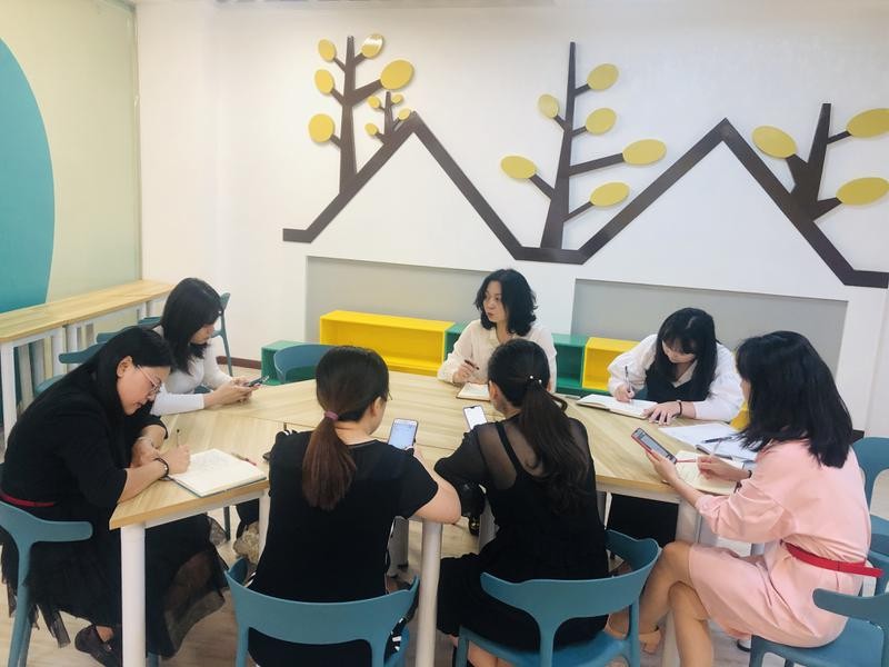 天鹅少年心向党 携手巴塘共成长丨协和实验小学慈善义卖主题活动