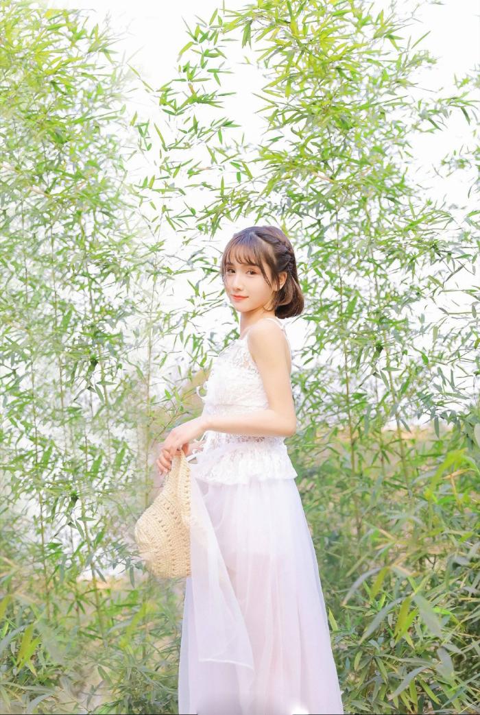 清纯美少女写真集，粉嫩甜美少女清纯写真