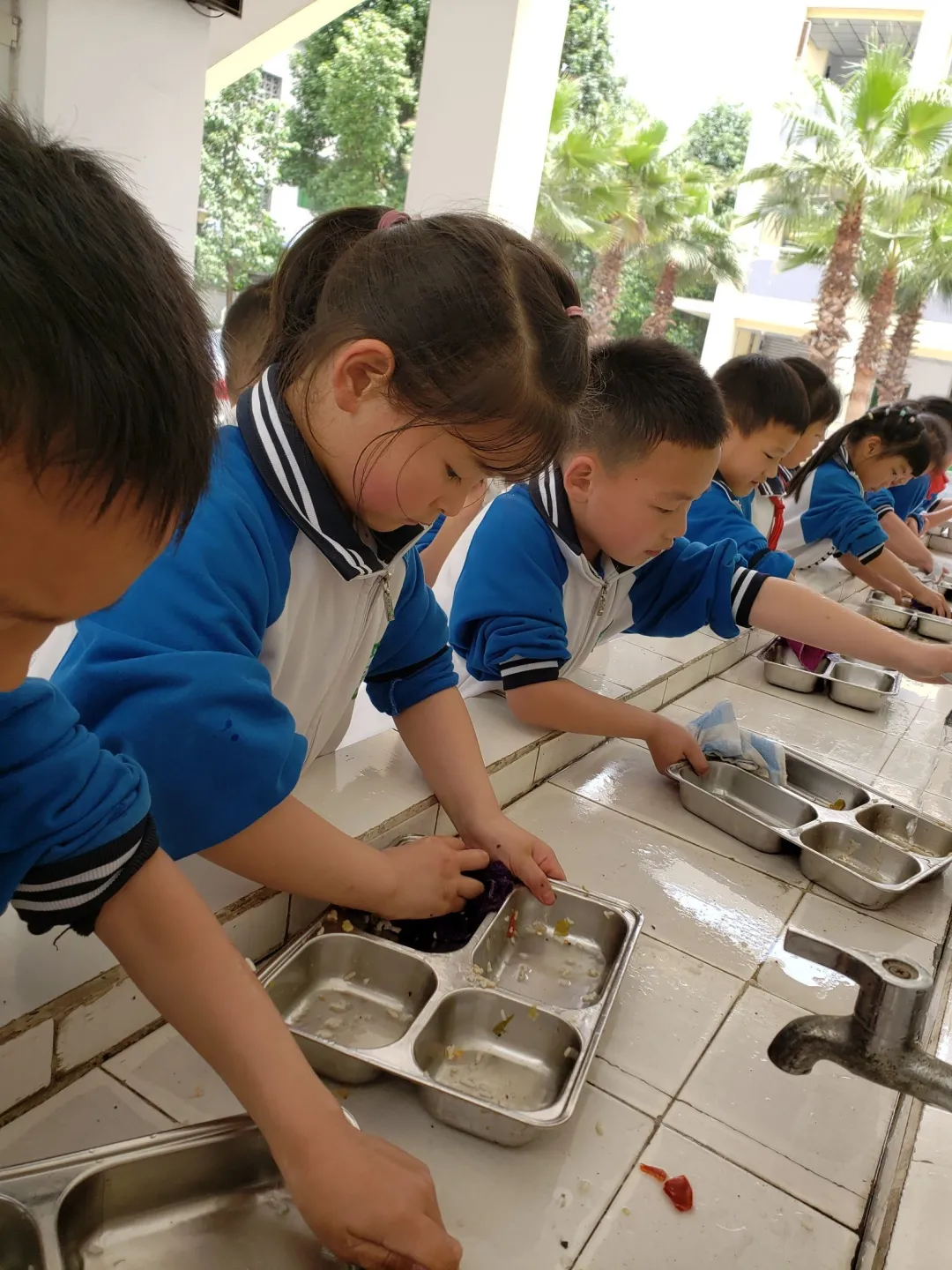 我劳动 我快乐 我成长——四川天府新区新兴小学劳动教育特色课程二