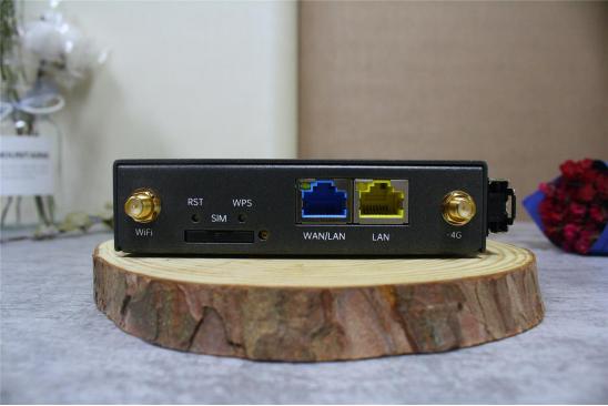 After using 5 industrial routers, Dandelion R300 is still the best one ...
