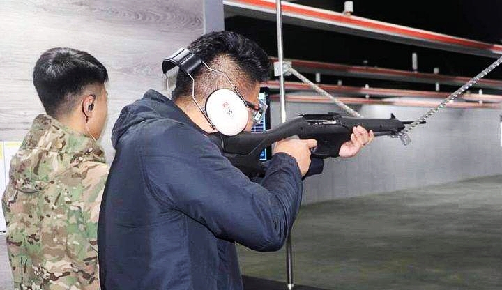 The small-caliber rifle of the fighting nation has a cool appearance ...