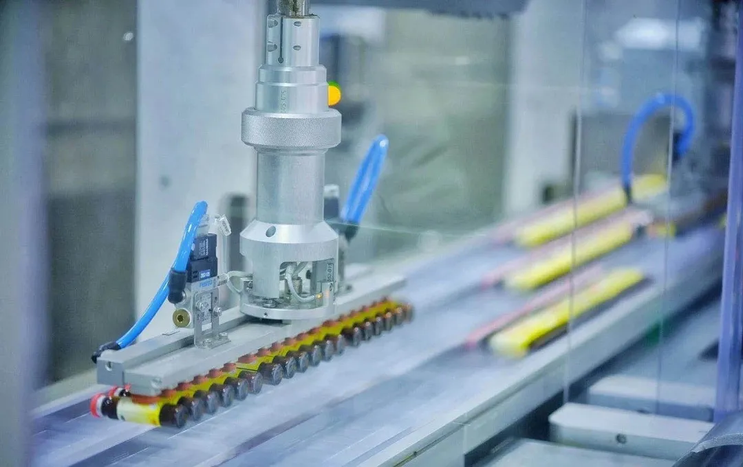 50年不上市、12年无外债，板蓝根大王难料身后事