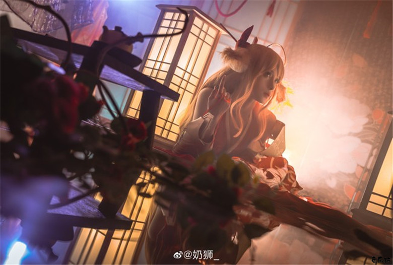 奶狮_丨狐妖小红娘