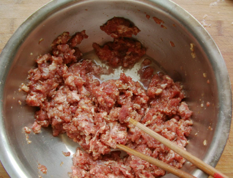 图片[4]-羊肉香菜馅饺子的做法： 掌握一个技巧 馅料鲜香无膻味 味道不-起舞食谱网
