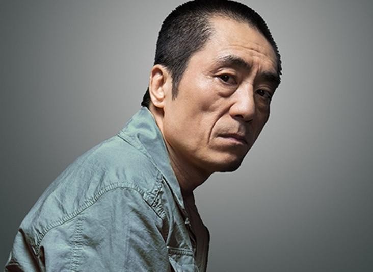 71歲的張藝謀，走到今天該怪誰呢？當(dāng)初不聽父親的遺言