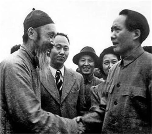 重庆谈判：蒋介石让毛主席当一省省长？毛主席听后笑了，哪个省？