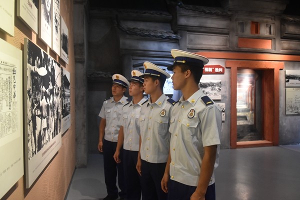 江西于都消防组织开展“弘扬长征精神、传承红色基因”活动