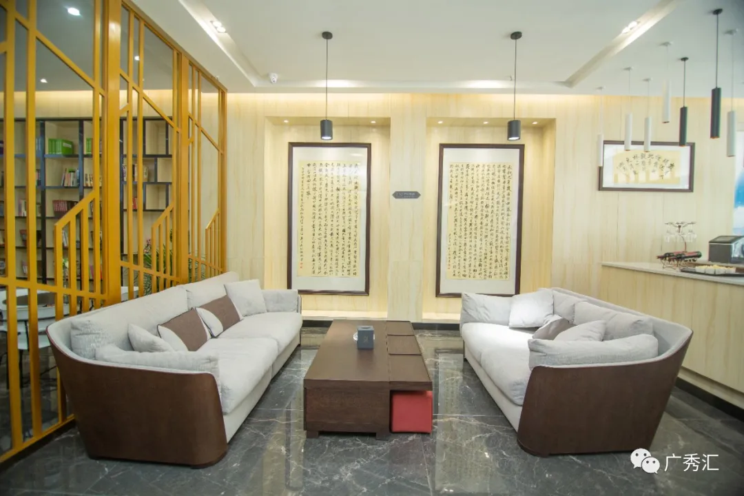 �������������•�ʼ���վ�꿪ҵ���ʢ����