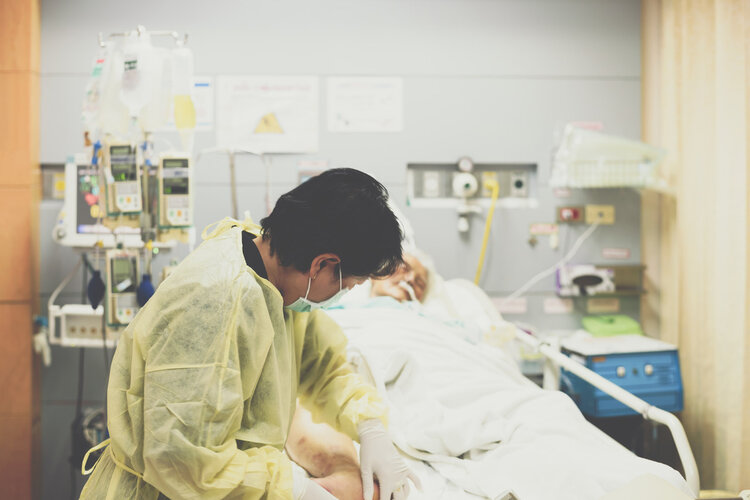 “癌症之王”胰腺癌，很多人误以为是胃病！这些症状要及时就医