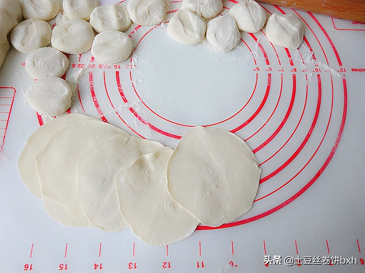 伏天，吃饺子试试这个馅，水嫩鲜香还能润泽皮肤，好吃又开胃