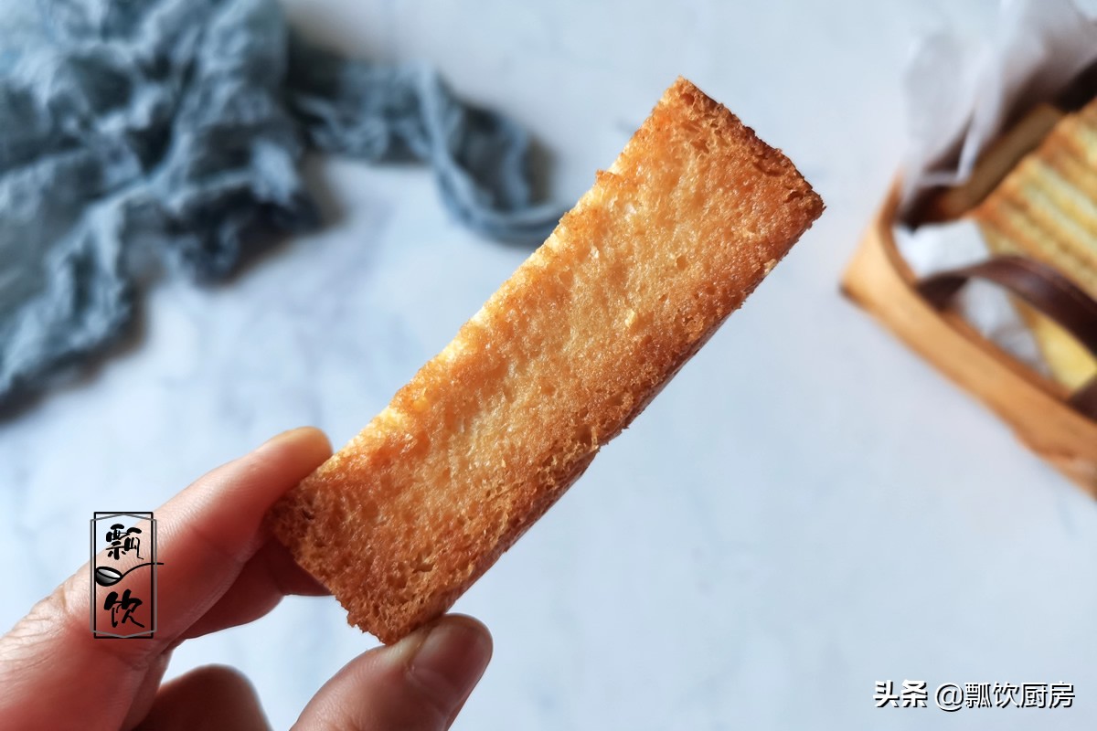 不和面就能做的小零食，酥甜焦脆，吃一口就上瘾，孩子大人抢着吃