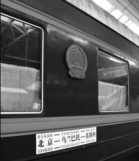 中俄列车被劫，请俄方黑帮出面，100人被捕，竟