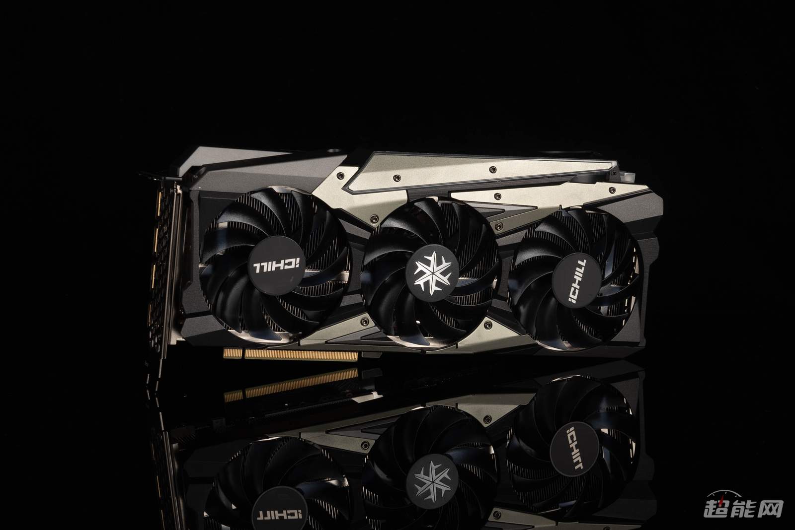 映众RTX 3090冰龙超级版显卡图赏