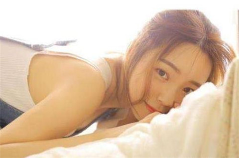 逗女孩子开心的搞笑短信 微信朋友圈让人开心的幽默句子图片