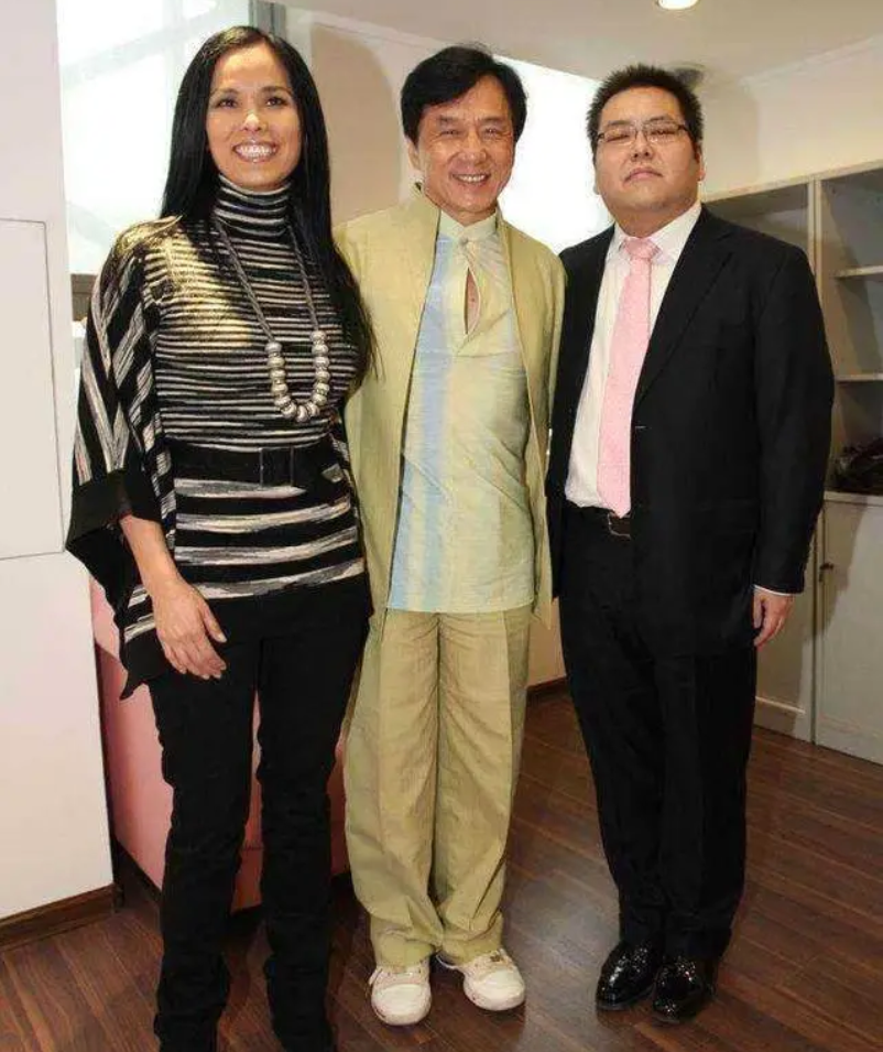 豪门梦碎的五大女星：恋爱时有多风光，之后就有多落魄
