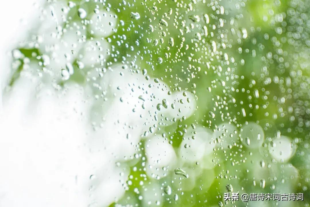 夏雨，少了些含蓄，多了几分莽撞-第3张图片-诗句网