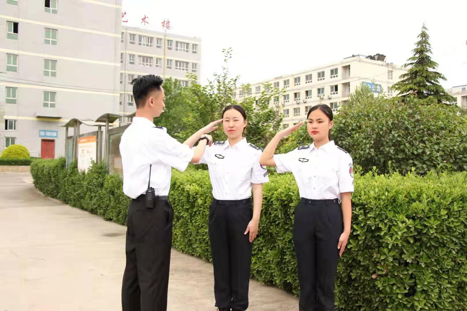 今日头条|塑造现代绅士与淑女！运城华美中等技校航空、高铁专业大放异彩