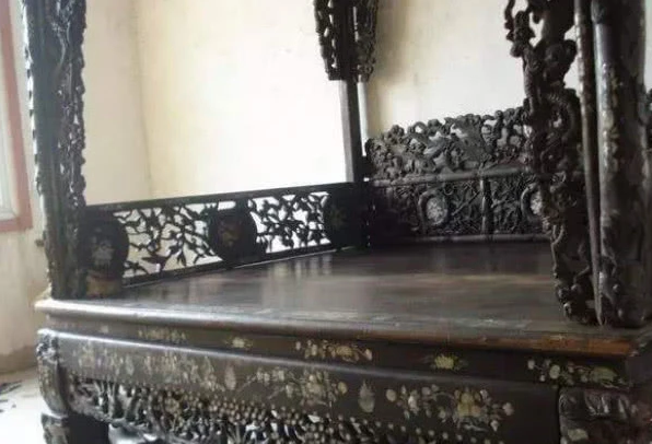 福建发现3吨重的“龙床”，专家劝上交，藏友：