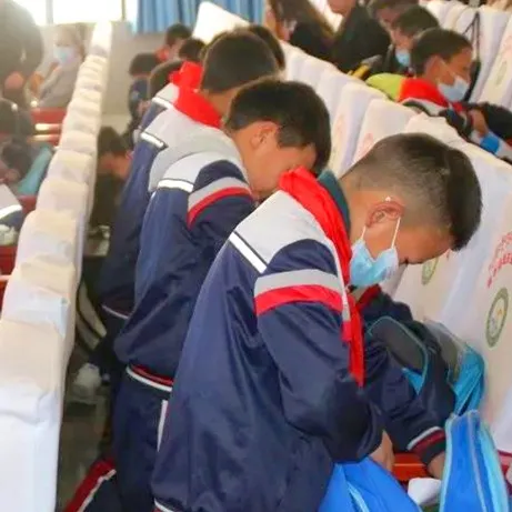 成都市双流区棠湖小学联合送教｜送教促提升 辐射共成长