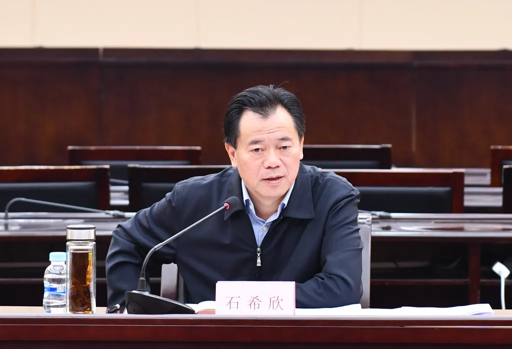推动适度规模经营提升发展能力水平省市人大代表专题视察全市农民专业合作社建设
