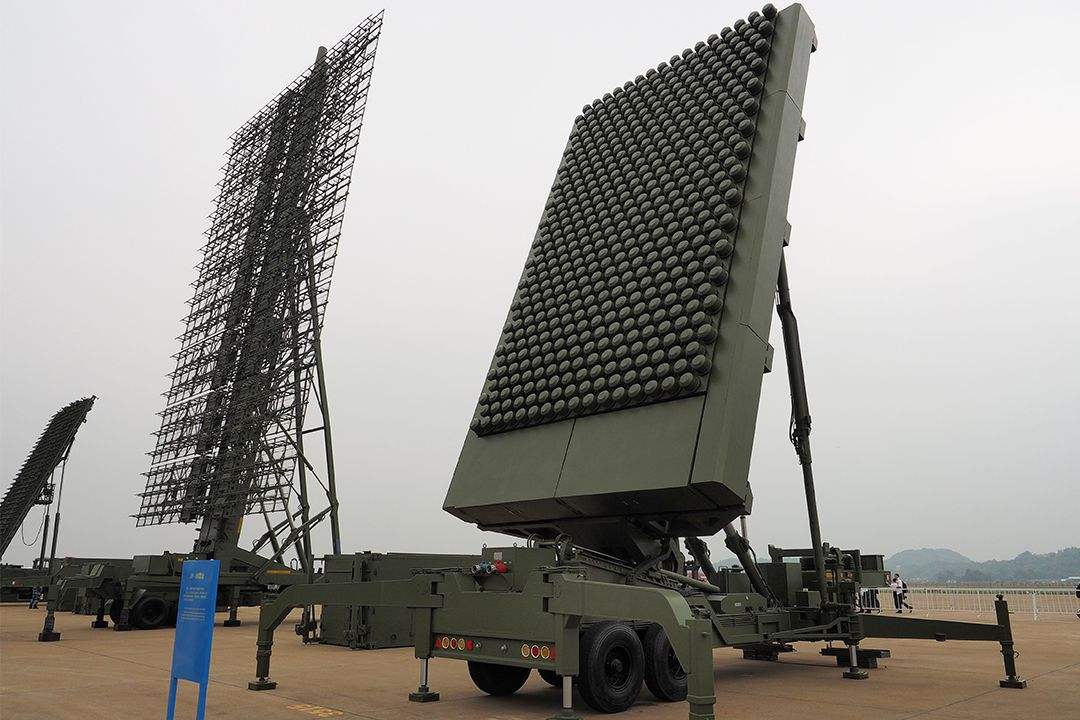 ��F22��B2�ĳ���£��ҹ�����ϵͳ�ܳ�ס�𣿶�ר�ҿ͹�����