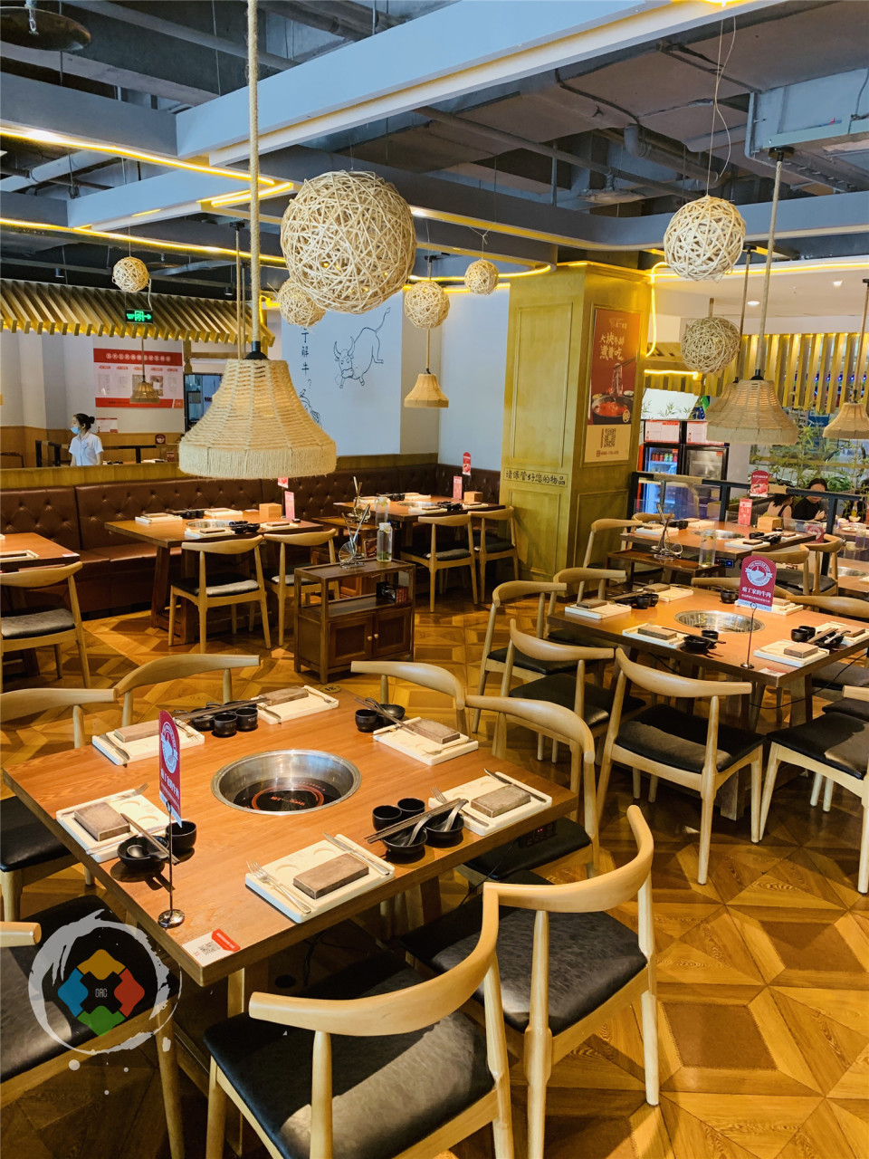 重庆最成功的美食店：全国品牌超过40个，如今向海底捞发起挑战