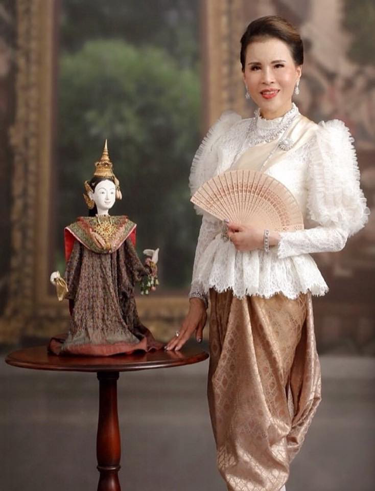 泰国69岁长公主真叛逆！挑染绿发“鬼见愁”，裹香风外套扮嫩失败