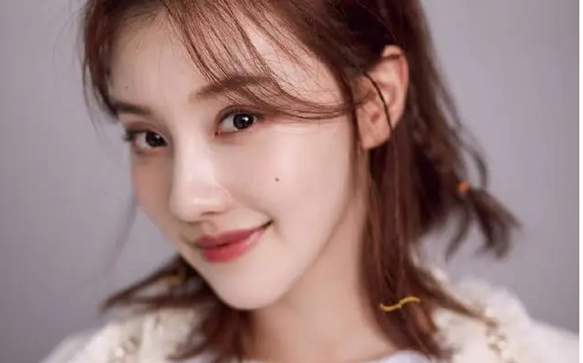 拍戏嫌弃井水脏，竟然灌了140桶矿泉水？演技之