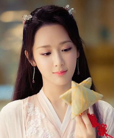 湖南卫视再次举办活动，金鹰女神花落谁家，杨