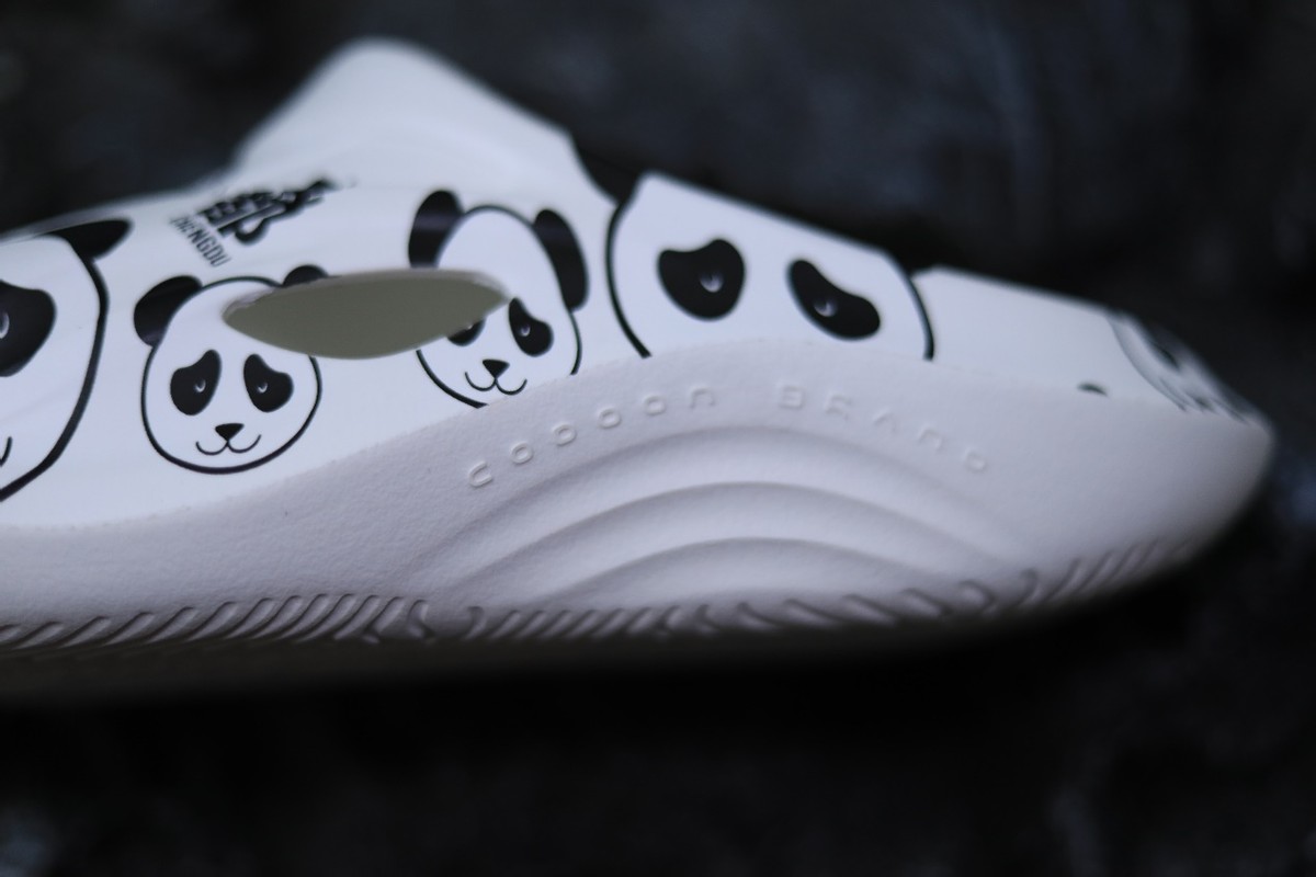 拖鞋也可以這么舒服？咕咚舒緩?fù)闲?你的運(yùn)動(dòng)舒緩助手