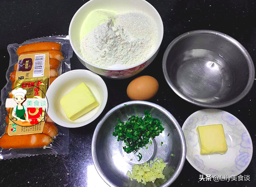 If you want to eat bread, you don’t need to buy it. You can make it at home. It is as delicious as the one you bought. Both adults and children love it.