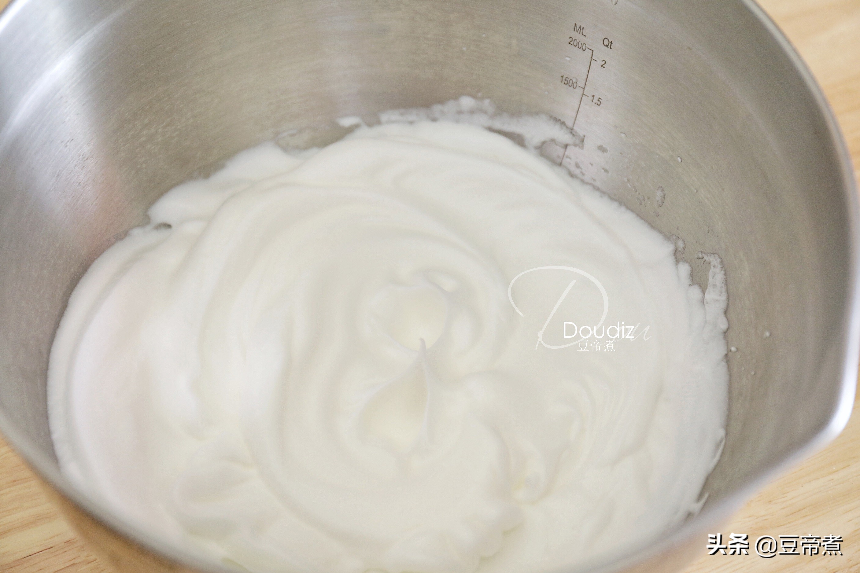 終於學會了孩子最愛吃的小蛋糕，自製衛生用料放心，實在太好吃了