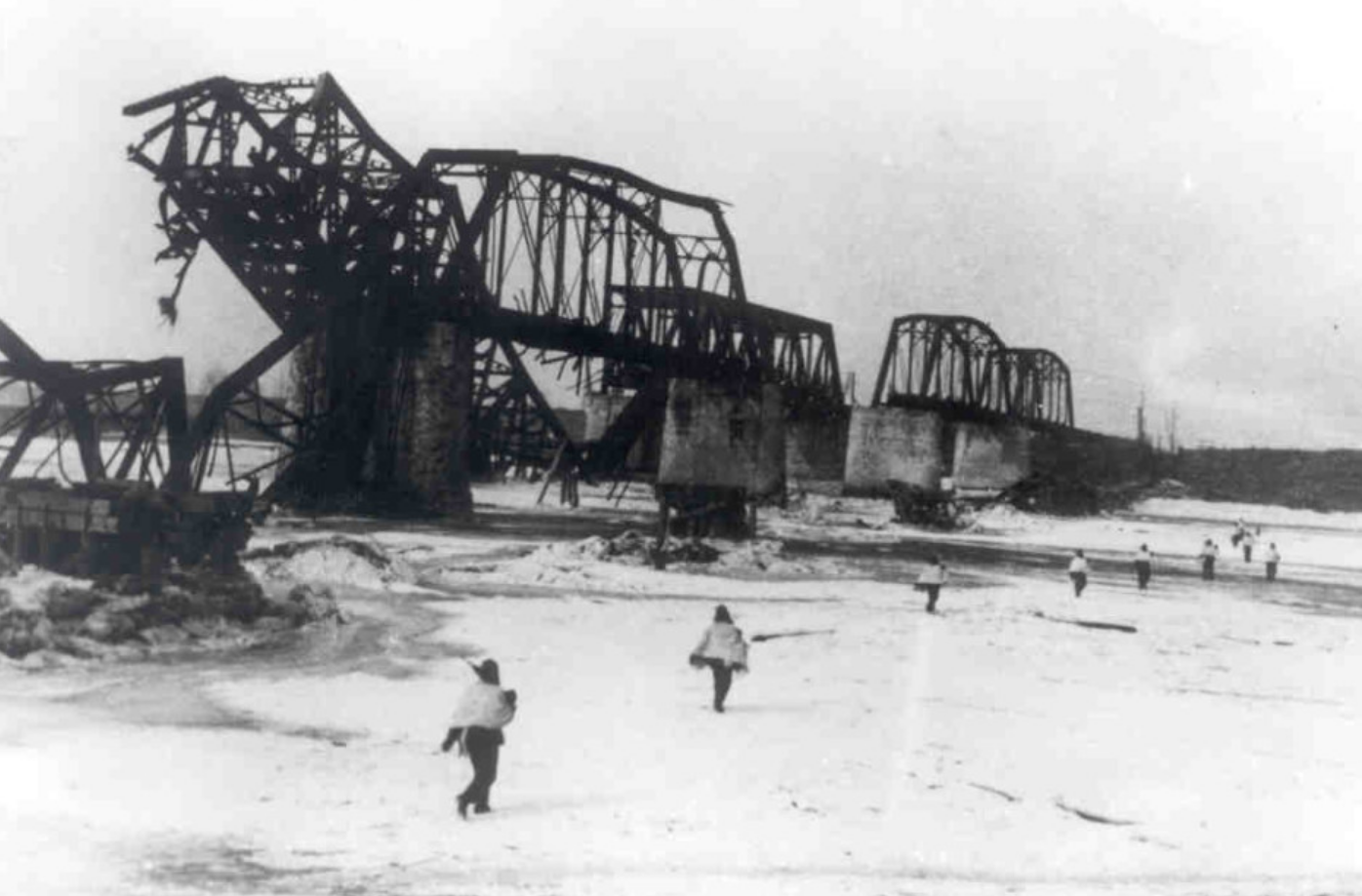 都是打坑道战，为何志愿军能守住上甘岭，而日军却全军覆没？