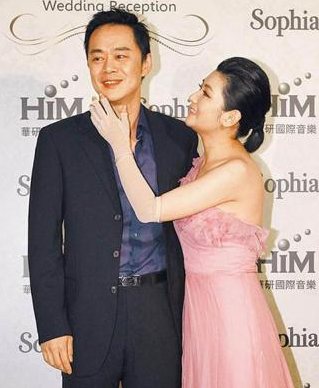 张承中为何娶了毁容的Selina后,又狠心离婚?婚礼的