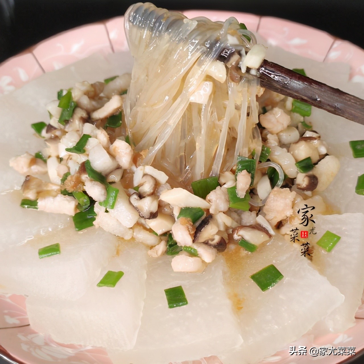 夏天就爱这菜，清热解暑又营养，不用一滴油，蒸一蒸出锅瞬间抢光