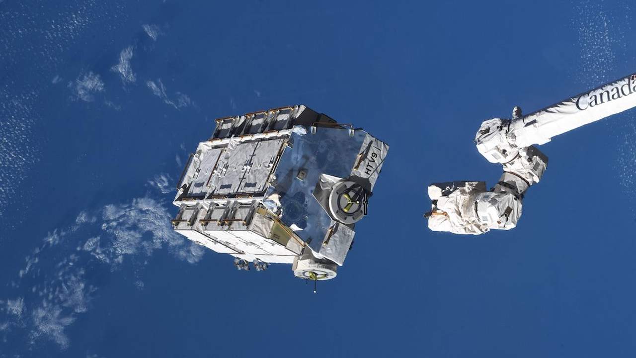 International space station releases rubbish of 2.9 tons of aerospace, 2-4 enters earthly aerosphere to burn after year