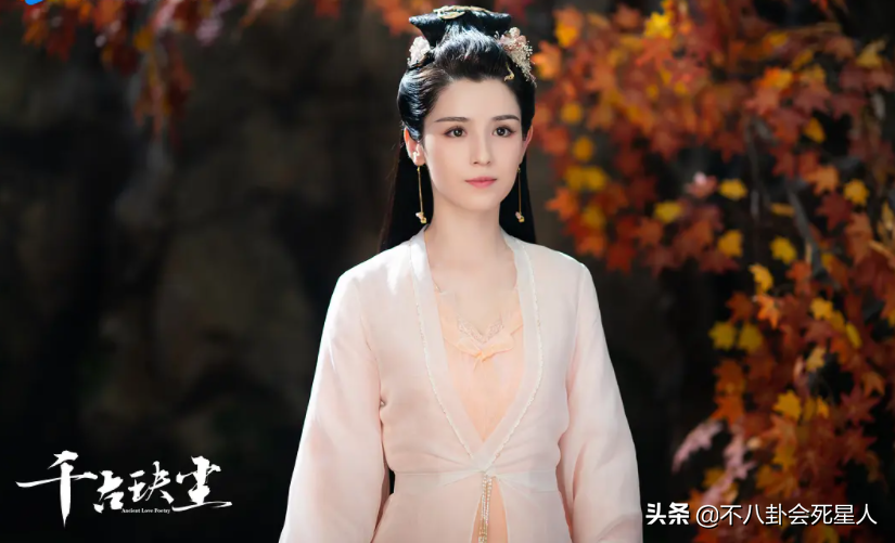 周冬雨“下凡”演古偶是败笔，7个女配颜值高，两位新疆演员惊艳