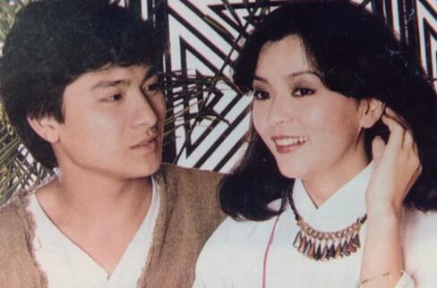 6版王语嫣不比不知道，有人美成经典难忘怀，有人却被嘲像村姑