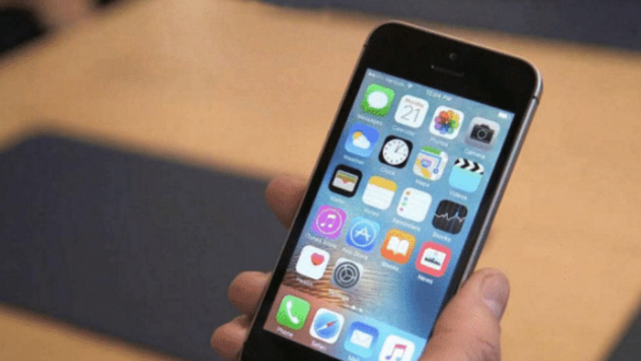 暴跌36%苹果终于想通了？苹果手机越卖越便宜，