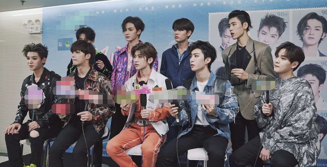 42岁的黄晓明越活越年轻，最新街拍被误认成是男