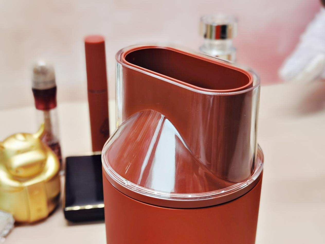 Does the Spring Festival deliver goods time -- is your Valentine's Day gift excuse me ready not? 