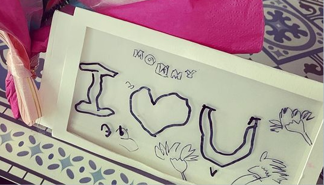 林心如曬女兒小海豚送的母親節禮物，小公主真的好會畫畫呀