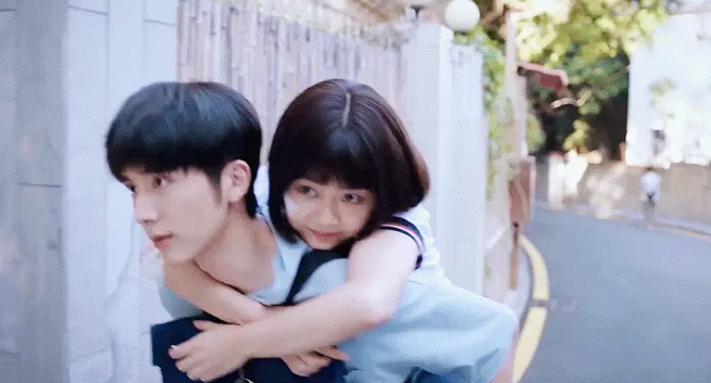 泪点|《以家人之名》再戳泪点！贺子秋对尖尖说我再也不走了 高甜CP太好嗑了