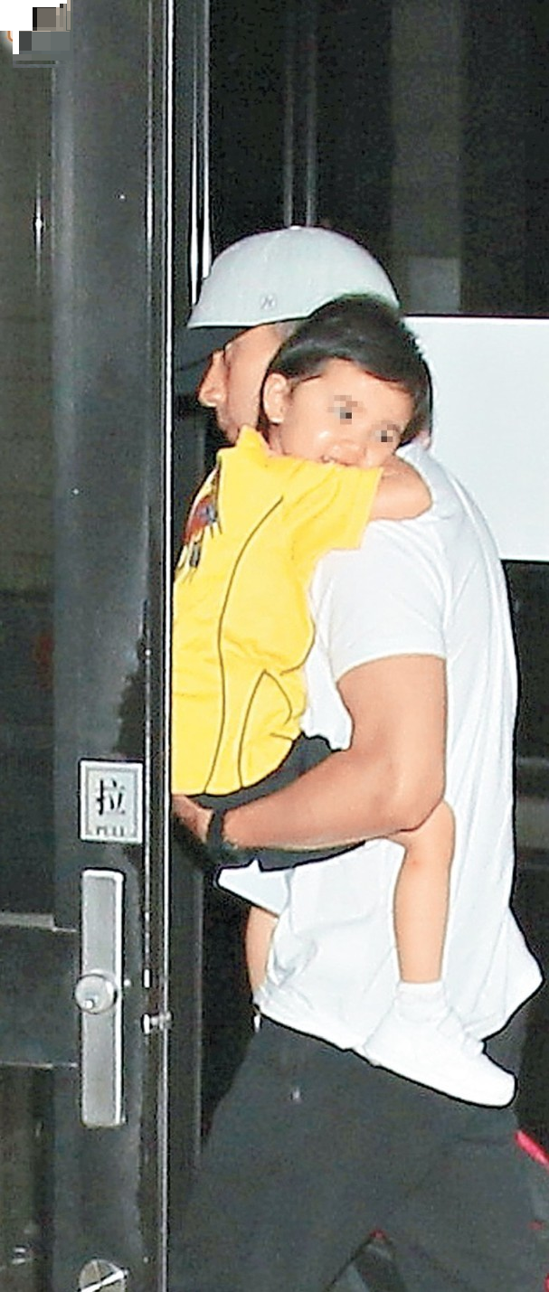 劉丹曝小糯米極度思念父母，見到離家數月的劉愷威即緊摟著不放手