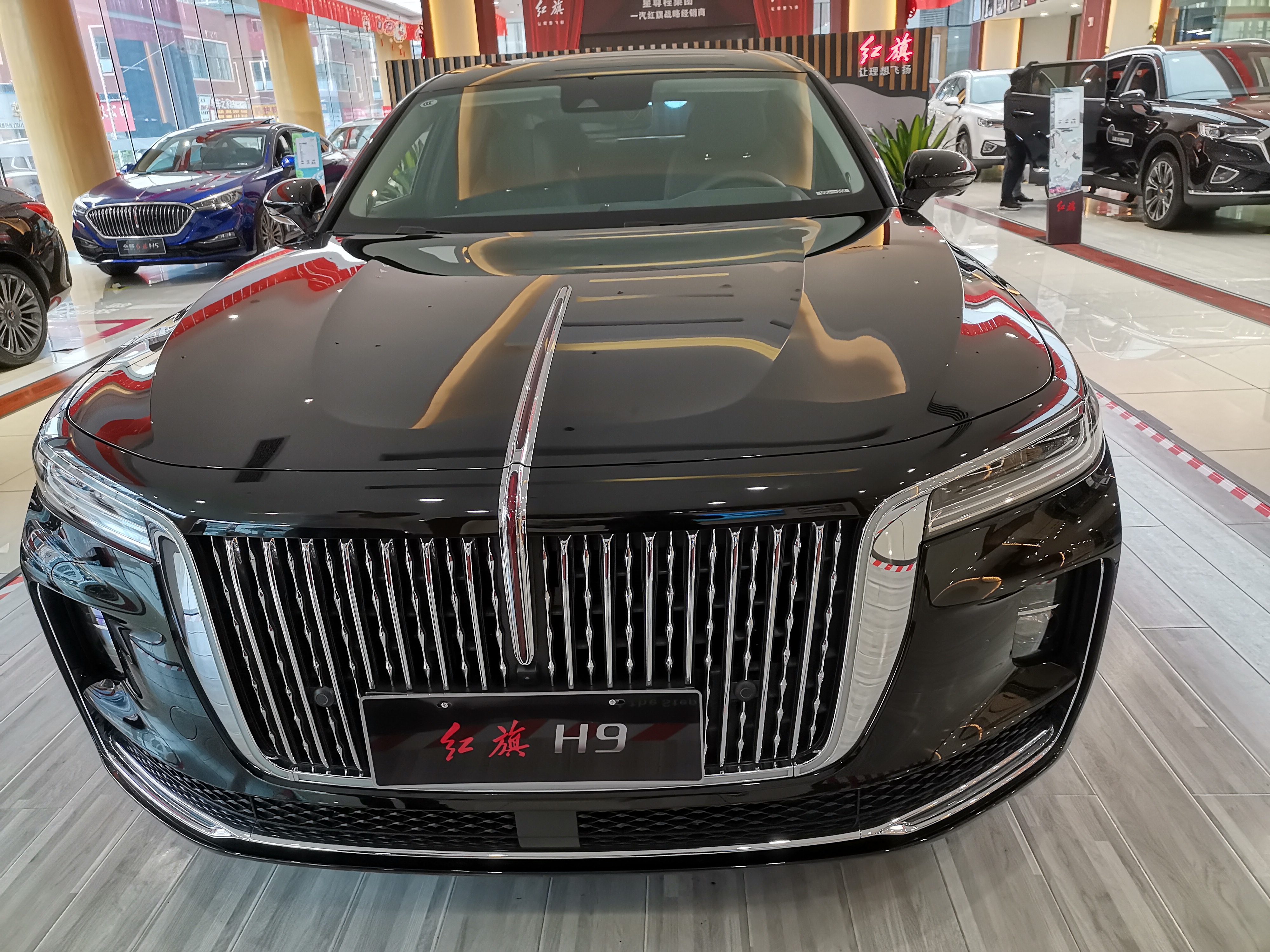 感受国产豪华，体验高端自主品牌——红旗H9
