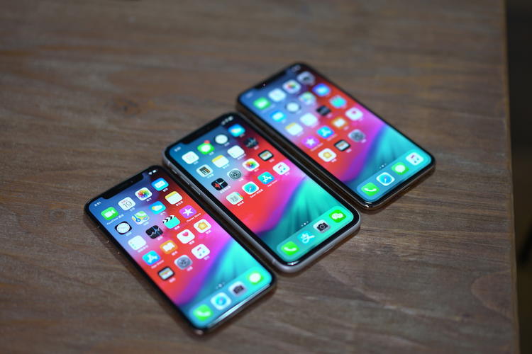 iPhone XR 一周使用评测，为价格妥协之后的体验究竟如何？