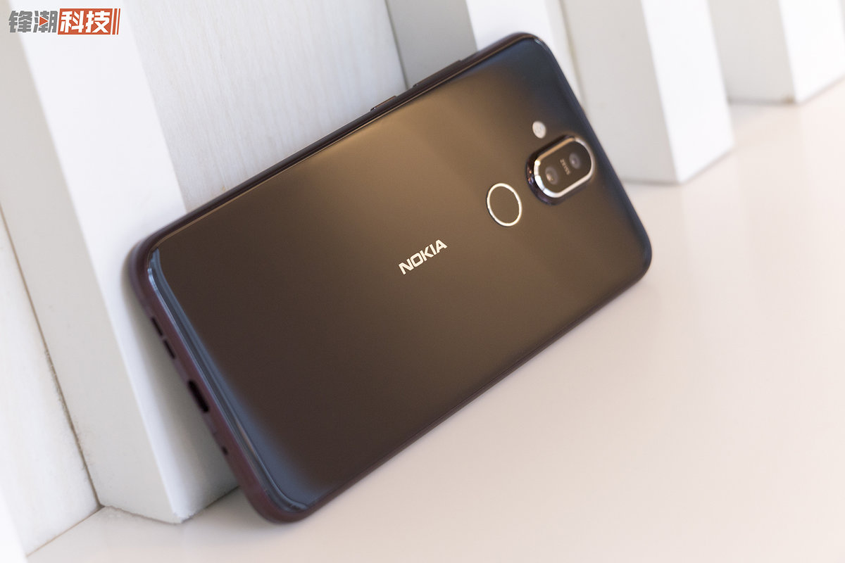 卡尔蔡司扶持的照相轻旗舰级：Nokia X7暮夜红图赏